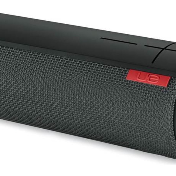 UE Boom portable bluetooth speaker - Picture 2 of 7